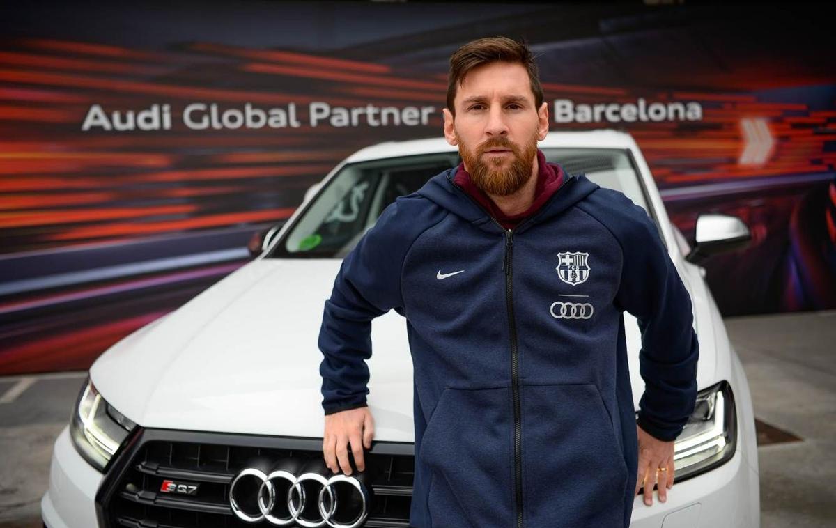 Audi Barcelona | Lionel Messi pred svojim novim audijem SQ7 | Foto Audi