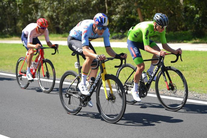 Tadej Pogačar Wout van Aert | Wout van Aert in Tadej Pogačar nista vedela, za katero mesto se sploh potegujeta. | Foto Guliverimage