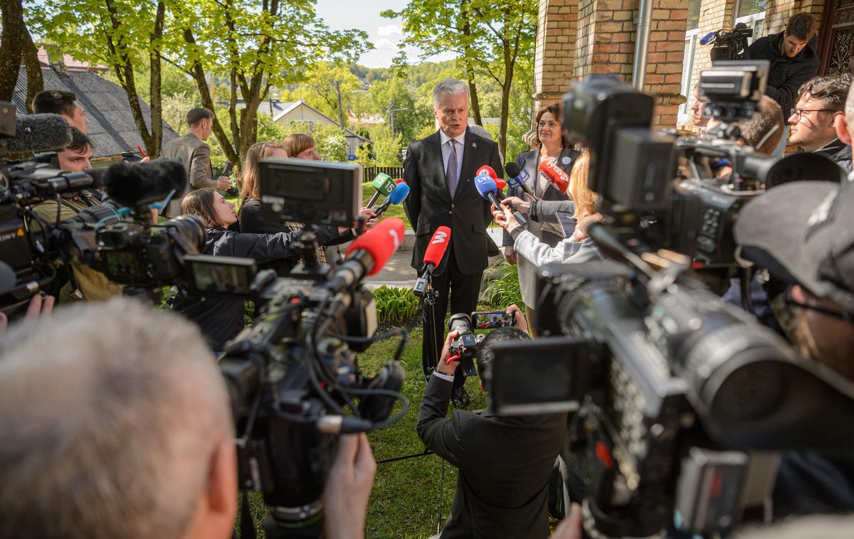 Litva | V volilni kampanji so bili v ospredju ruska vojna proti Ukrajini in njen vpliv na državno varnost ter družbenopolitična vprašanja. | Foto Reuters