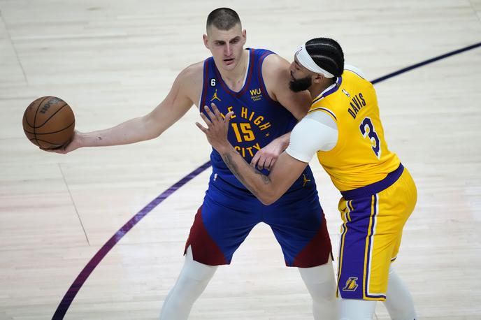 Denver Nuggets : Los Angeles Lakers Nikola Jokić | Na parketu je potekal pravi obračun med Nikolo Jokićem in Anthonyjem Davisom. | Foto Guliverimage