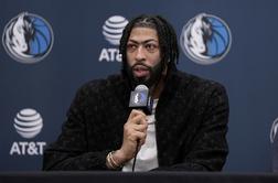 Žalostno, a resnično. Anthony Davis trenira z ekipo iz razvojne lige, ne pa z Dallasom.