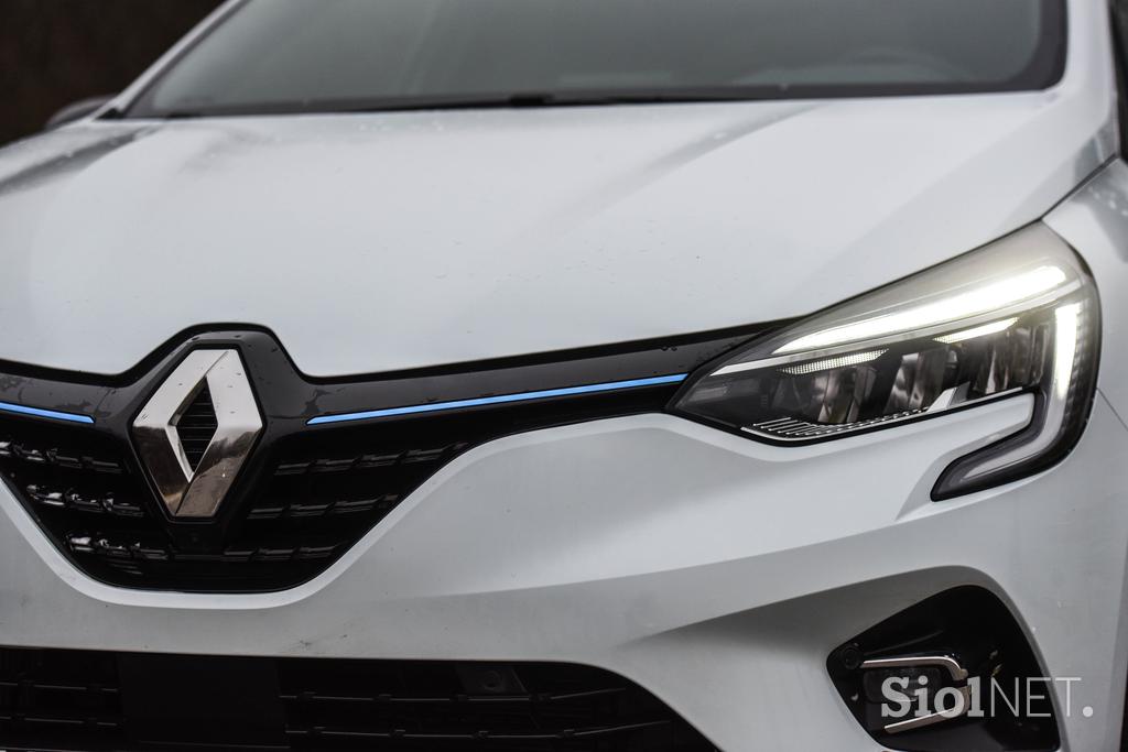 Renault clio e-tech hybrid