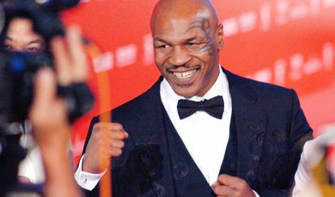 Mike Tyson v Amsterdamu odprl "kavarno"