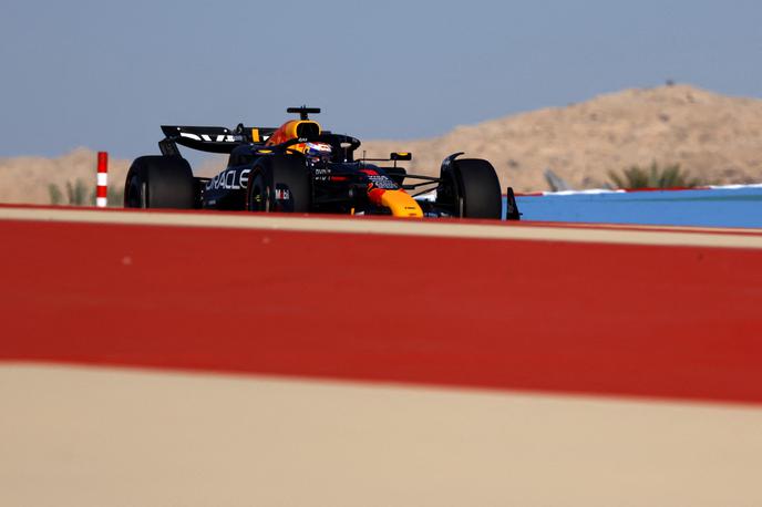 Bahrajn testiranja Max Verstappen Red Bull | Max Verstappen je bil na prvi dan zimskih testiranj z naskokom najhitrejši. | Foto Reuters