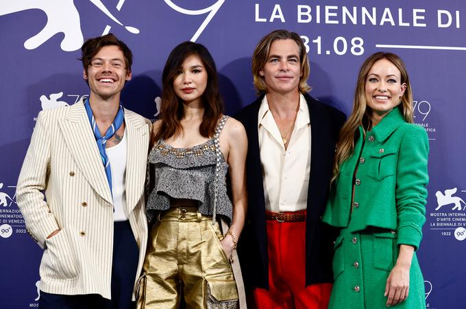 Harry Styles, Gemma Chan, ki v filmu igra Shelley, Chris Pine in Olivia Wilde | Foto: Reuters