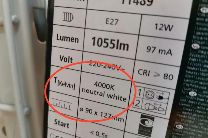 Poimenovanje enakih barvnih temperatur je med proizvajalci različno. Nekateri temperaturo 4.000 K poimenujejo kot hladno (Philips in Osram, na primer), nekateri pa kot nevtralno (na fotografiji).   | Foto: Matic Tomšič