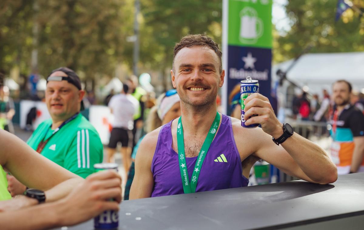 Lj_maraton_Heineken_20_10_24-115_1200 | Na 28. Ljubljanskem maratonu so v odličnem vzdušju številni nazdravljali osebnim rekordom. | Foto Marko Ocepek / Pivovarna Laško Union