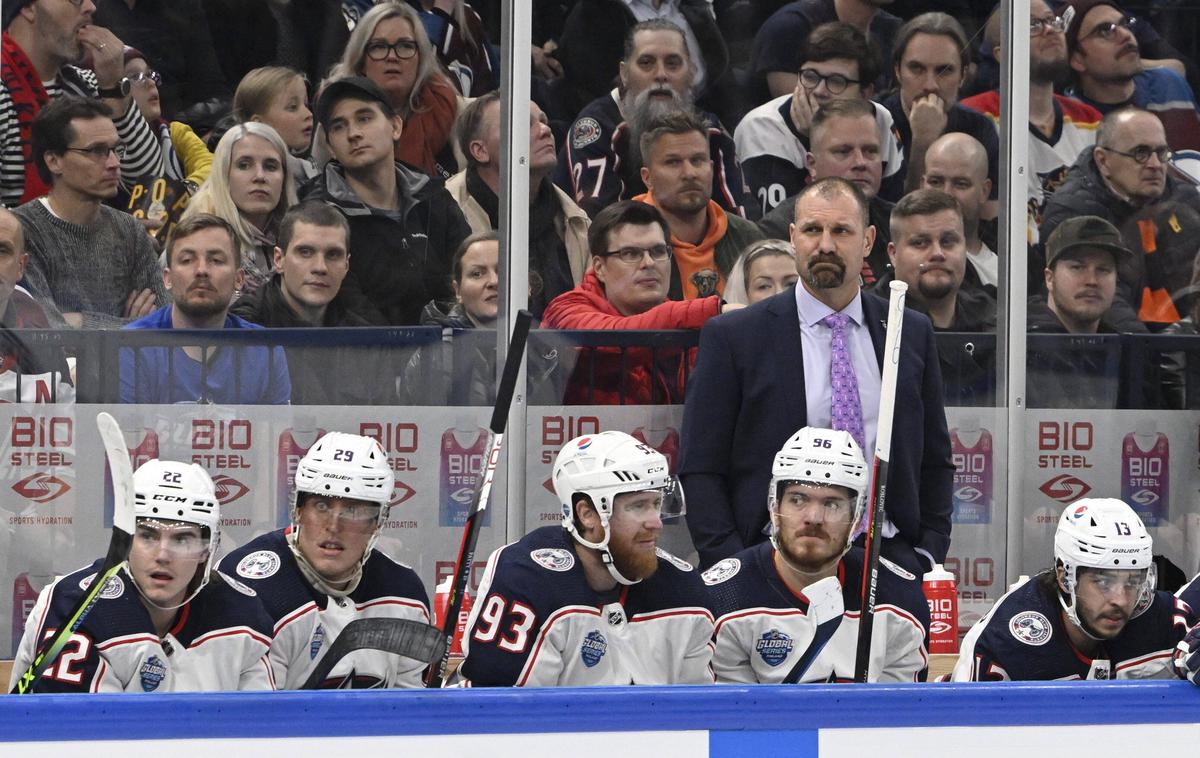 Brad Larsen | Brad Larsen ni več trener Columbus Blue Jackets. | Foto Guliverimage