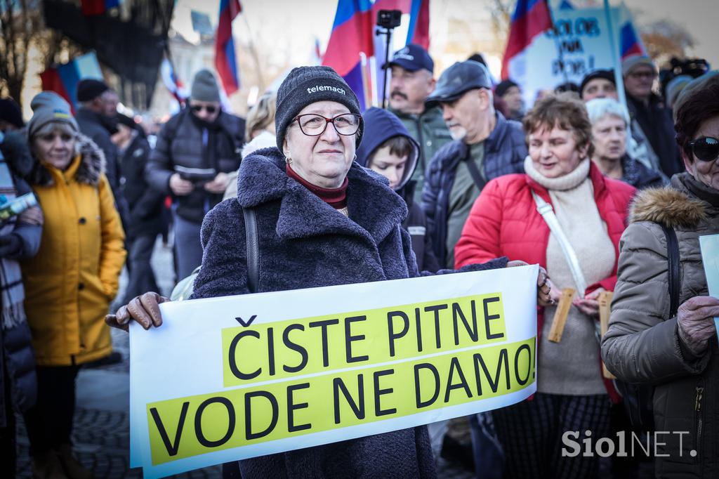 Inštitut 1.oktober in ljudska iniciativa Glas upokojencev