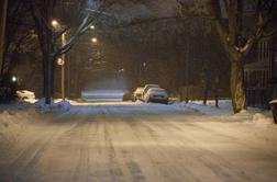 ZDA zajel snežni vihar. New York se je izognil najhujšemu. (foto in video)