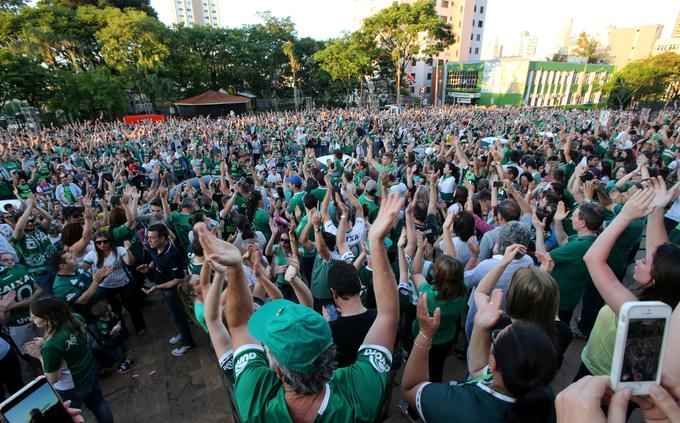 Navijači Chapecoenseja se bodo ponovno zbrali 11. decembra. | Foto: Reuters