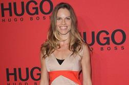 Hilary Swank obžaluje obisk zabave čečenskega predsednika