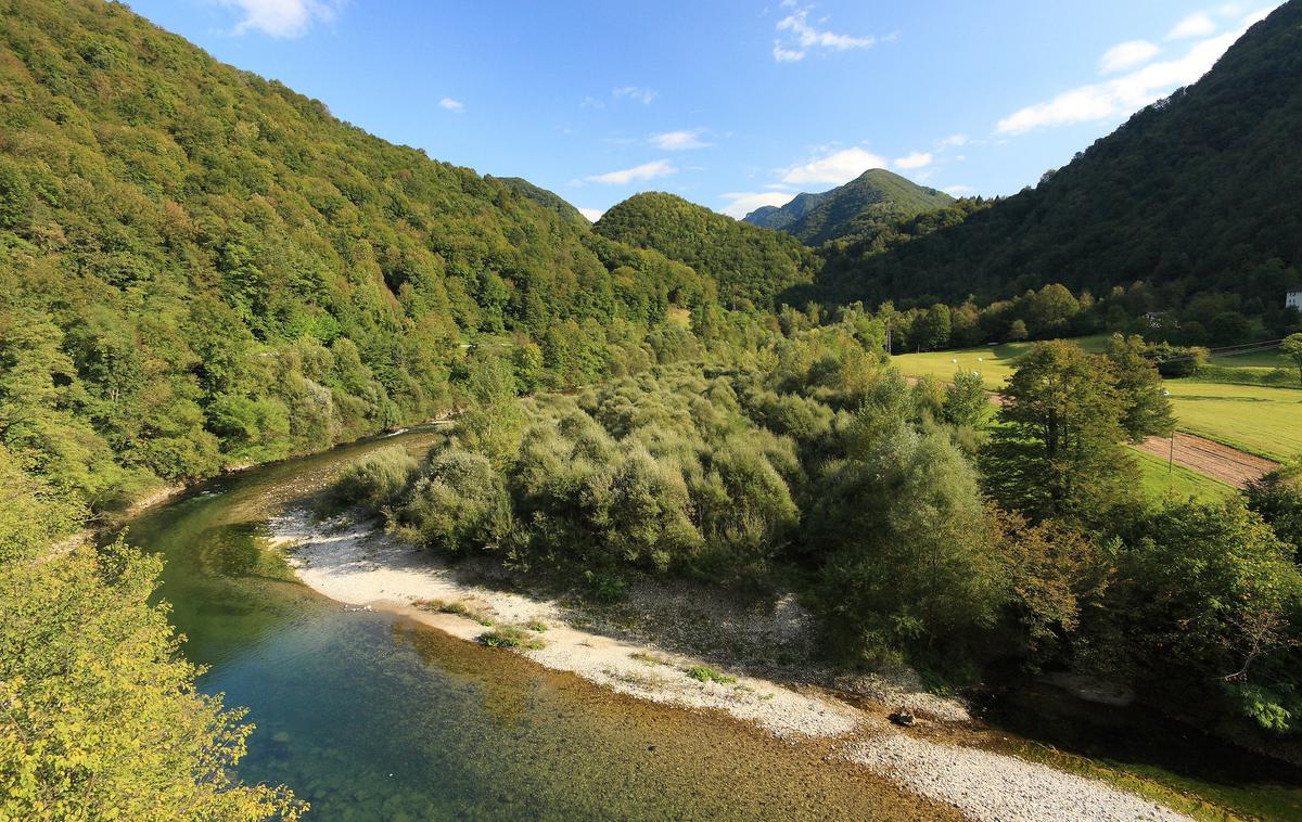 Idrijca | Na kraju je bil zdravnik, ki je potrdil smrt utopljenega.  | Foto Božo Uršič (www.slovenia.info)