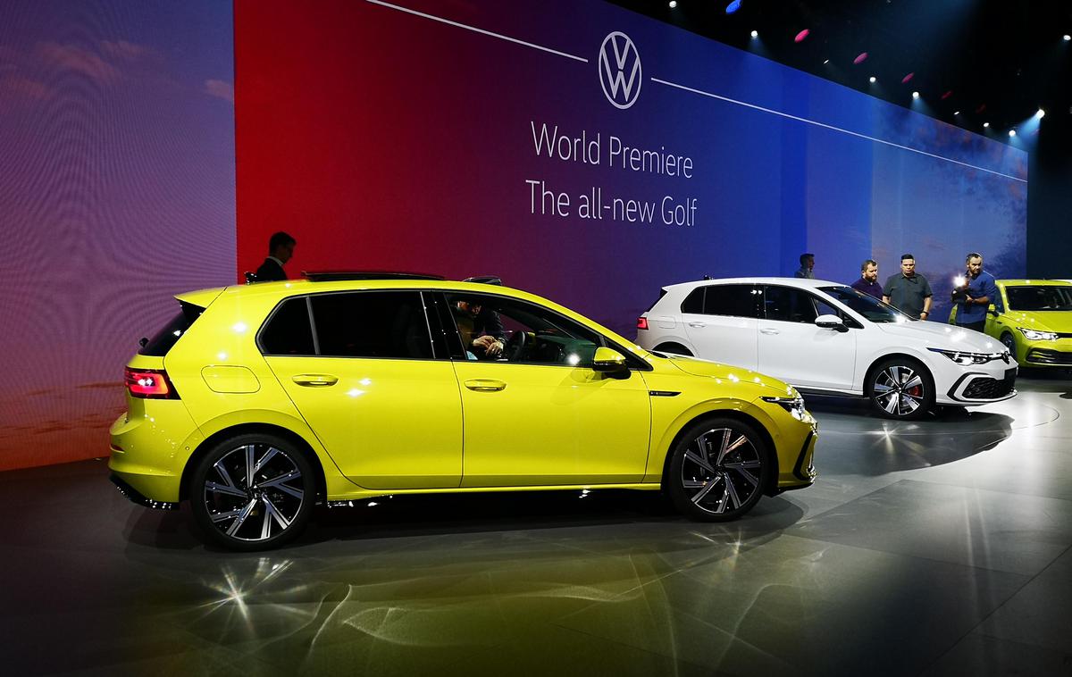 volkswagen golf | Včeraj so pri Volkswagnu predstavili novo generacijo golfa, vendar stara še vedno ostaja na vrhu prodajnih številk v Evropi. | Foto Gregor Pavšič