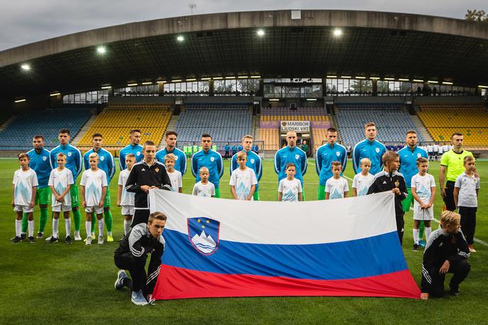 Slovenija Francija Mladi | Mladi slovenski upi, ki se pripravljajo na vrhunec, Euro 2021 na domačih tleh, so remizirali z leto mlajšimi Francozi. | Foto Blaž Weindorfer/Sportida