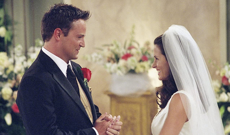 Matthew Perry in Courteney Cox nista le prijatelja, ampak tudi daljna sorodnika