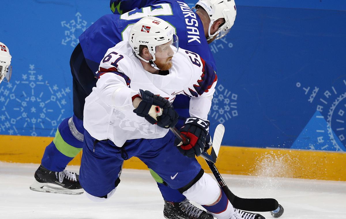 Alexander Reichenberg | Norveški hokejist Alexander Reichenberg je umrl pri 31. letih. Fotografija je z olimpijskih iger v Pjongčangu, kjer so se s Slovenci merili za četrtfinale. | Foto Guliverimage