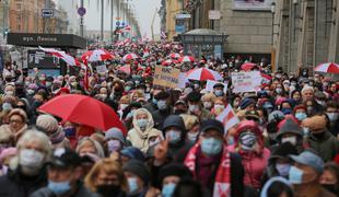 Beloruska opozicija nadaljuje proteste in polaga upe v Bidna