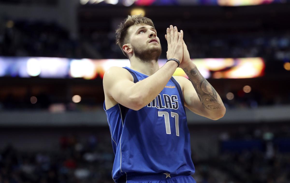 Luka Dončić | V zgodovini lige NBA še ni bilo košarkarja, ki bi prejel toliko glasov navijačev kot Luka Dončić, nato pa ne bi nastopil na osrednji tekmi vseh zvezd. | Foto Reuters