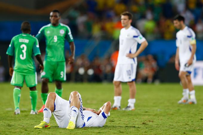 Razočaranje nogometašev BiH po porazu z Nigerijo (0:1), ki je pomenil konec sanj o osmini finala SP 2014. Ibričić je po sporu s selektorjem Sušićem na vseh treh tekmah v Braziliji sedel na klopi. | Foto: Guliverimage/Getty Images