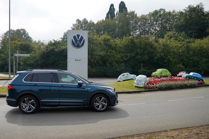 Volkswagen | Volkswagen je obsežen varčevalni program, težak deset milijard evrov, predstavil lani, a je po slabih poslovnih rezultatih, ki jih je objavil avgusta in ki kažejo na padec dobička, sporočil, da bodo potrebni dodatni ukrepi. | Foto Reuters