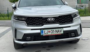 Tak SUV so "Korejci" parkirali v Ljubljani #foto