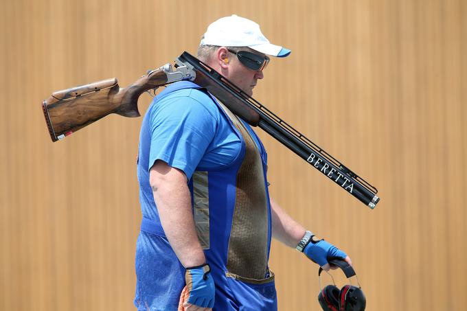 Boštjan Maček je zadel 74 od 75 letečih tarč. | Foto: www.alesfevzer.com