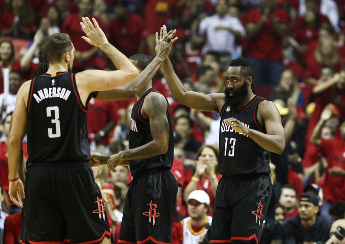 James Harden - tokrat brez trojnega dvojčka, a z zajetno zmago nad Oklahomo. | Foto: Reuters