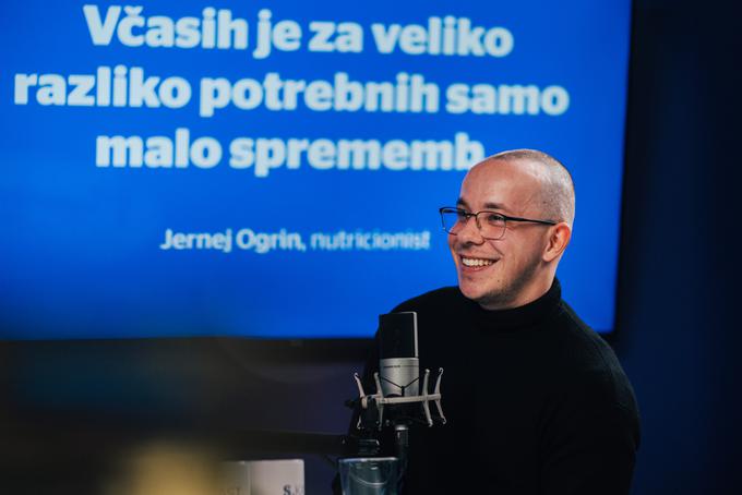 Jernej Ogrin v svojih objavah na družbenih omrežjih pogosto razbija mite in svetuje o prehrani na nekoliko drugačen, tudi humoren način. | Foto: Jan Lukanović