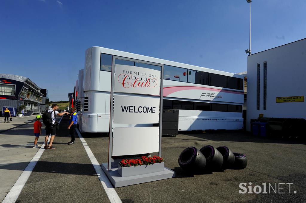 Formula 1 osebno - dan z mehaniki v Renaultovi garaži