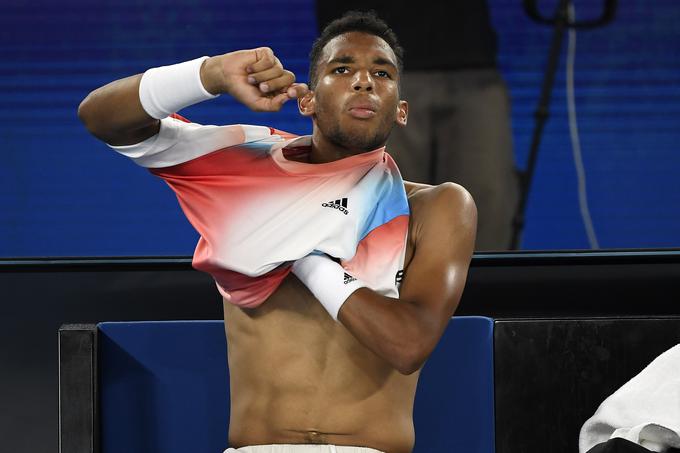 Felix Auger-Aliassime je imel že žogico za zmago, a je ni izkoristil. | Foto: Guliverimage/Vladimir Fedorenko