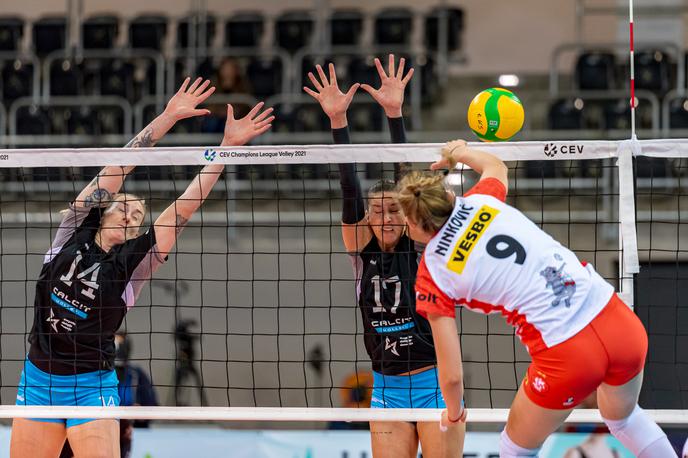 Calcit Volley | Kamničanke se z gostovanja v Lodžu vračajo s porazom z 0:3. | Foto CEV