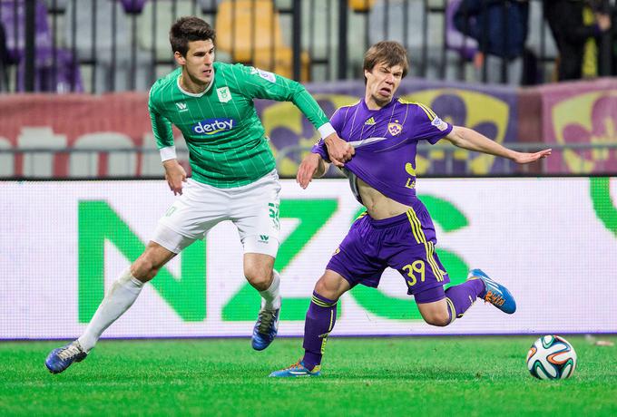 Damjan Bohar je v petek obudil rivalstvo s slovenskih večnih derbijev. Pomeril se je z Nemanjo Mitrovićem, ga premagal z 2:0 in dosegel zadetek. | Foto: Vid Ponikvar