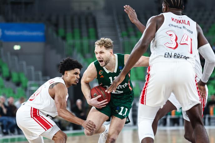 Cedevita Olimpija - Bourg | Cedeviti Olimpiji ni pomagalo niti 23 točk kapetana Jake Blažiča. | Foto Aleš Fevžer