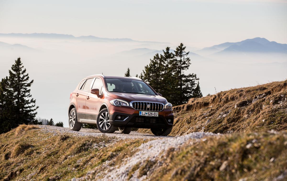 Suzuki SX4 S-cross 1.6 DDiS 4WD TCSS elegance top - test | Foto Vid Ponikvar