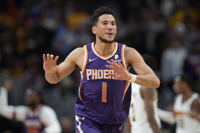 Devin Booker | Denver in Phoenix sta se ponoči srečala tretjič v tej sezoni. Košarkarji Phoenixa so bili boljši s 140:130. | Foto Guliverimage