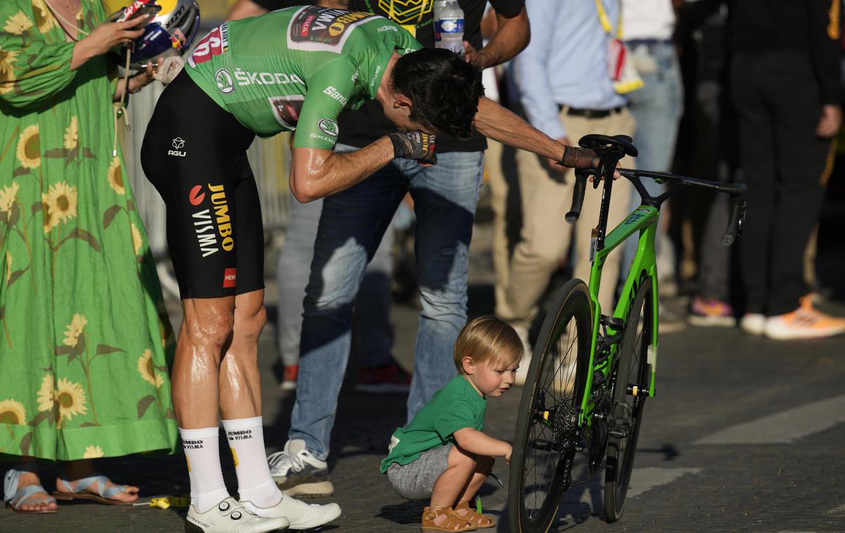 Wout van Aert | Za zeleno kolo Wouta van Aerta dražitelji ponujajo 12 tisoč evrov. | Foto Guliverimage