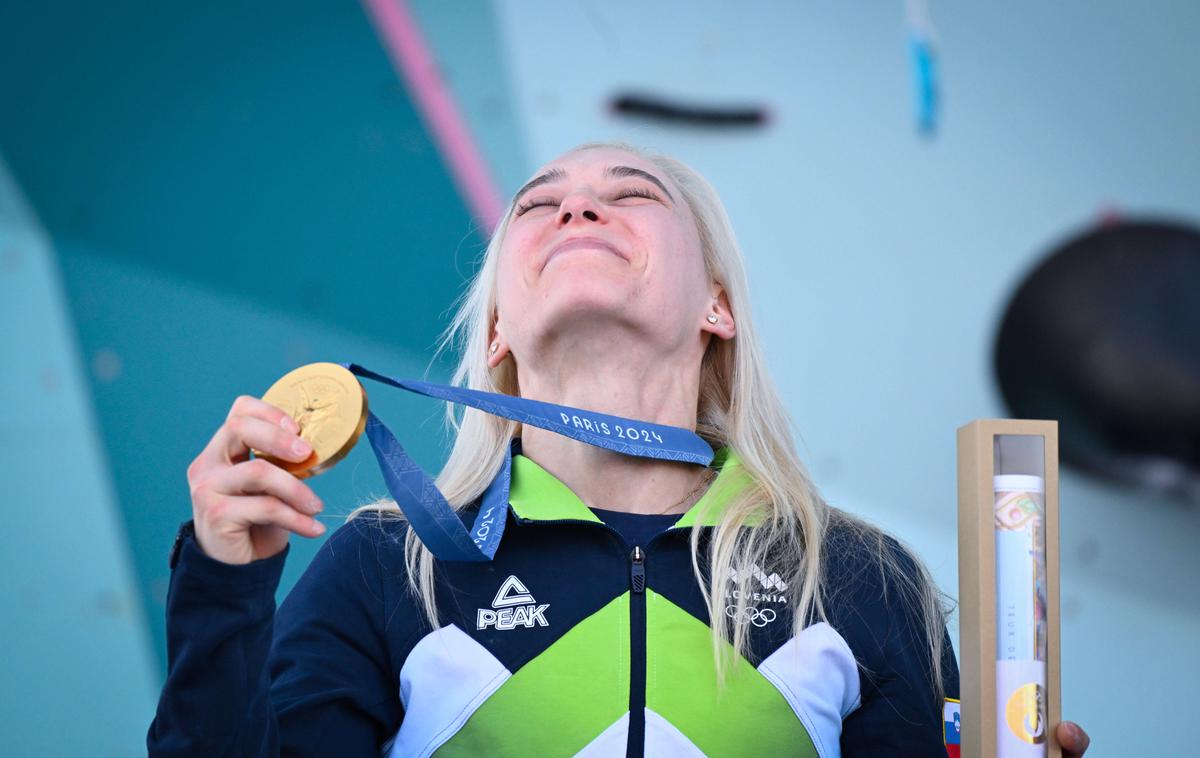 Janja Garnbret | Janja Garnbret je prva slovenska športnica, ki je ubranila naslov olimpijske prvakinje. | Foto Guliverimage