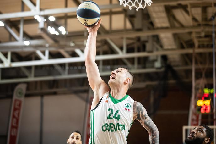 Cedevita Olimpija, Alen Omić | Edo Murić je bil s 17 točkami prvi strelec Cedevite Olimpije. | Foto Vid Ponikvar/Sportida