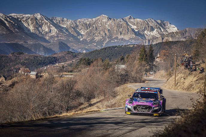 Monte Sebastien Loeb | Sebastien Loeb sploh prvič v dolgi karieri dirka s Fordovim dirkalnikom. | Foto Guliver Image