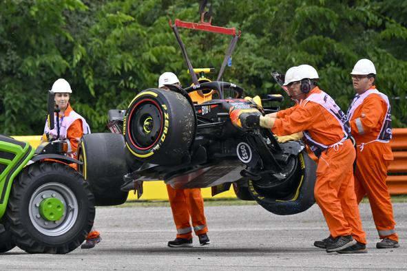 Za Red Bull začetek konca tedna ne bi mogel biti slabši