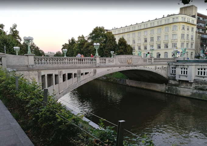 Fakulteta za pravo Ljubljana | Foto: Google maps