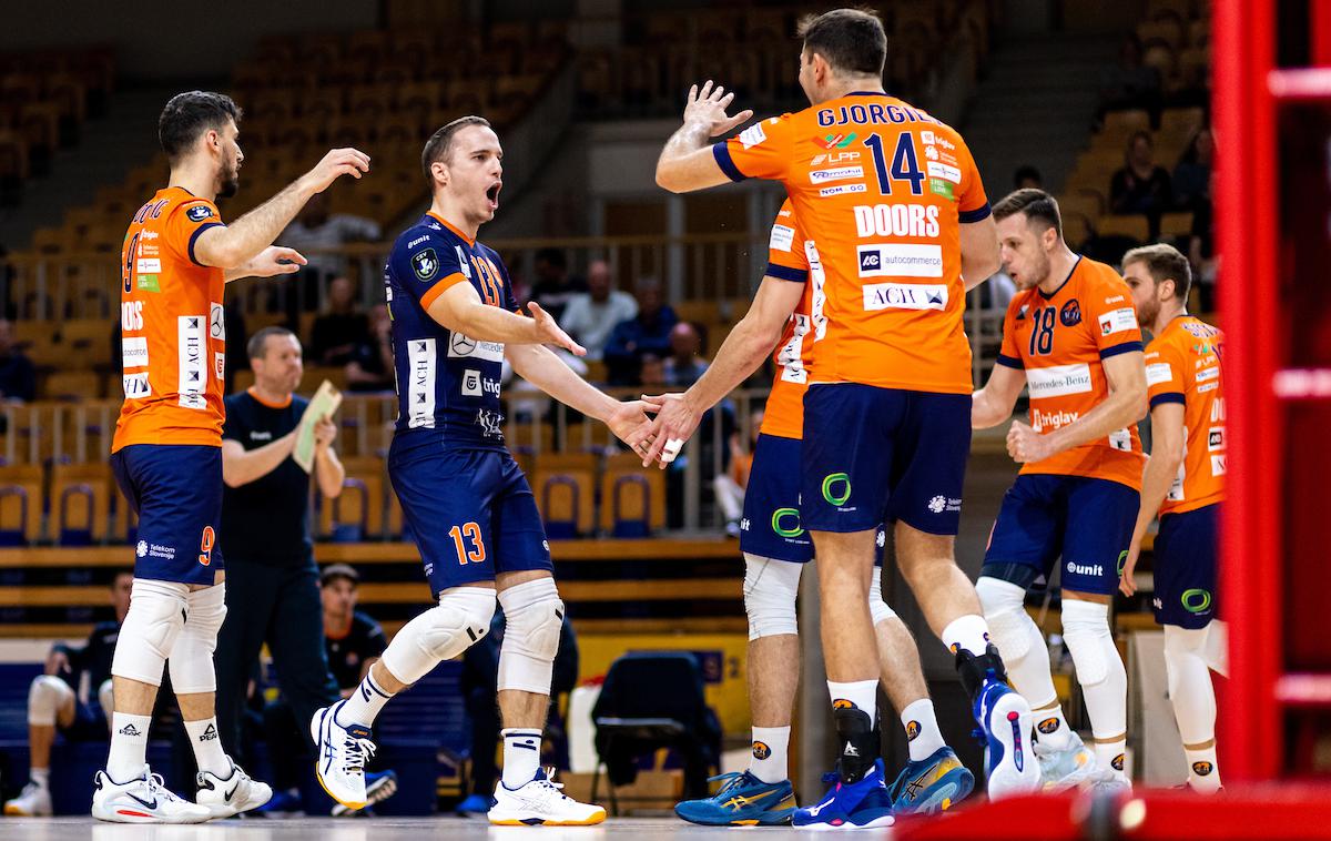 1. DOL: ACH Volley - Calcit Volley | Odbojkarji ACH Volleyja so se namučili za zmago v Kranju. | Foto Matic Klanšek Velej/Sportida