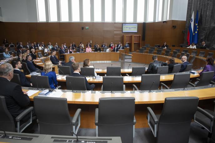 državni zbor | Na ta dan si lahko obiskovalci ogledajo manj znane kotičke slovenskega parlamenta in spoznajo delo služb. | Foto Bojan Puhek