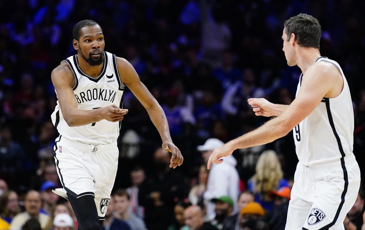 Goran Dragić | Kevin Durant je prvi zvezdnik Brooklyn Nets, Goran Dragić pa upa, da bo lahko z Brooklyn Nets prišel do tako želenega naslova prvaka lige NBA. | Foto Guliverimage