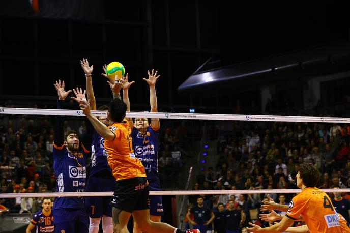 ACH Volley Berlin | ACH Volley se iz Berlina vrača poražen. | Foto CEV