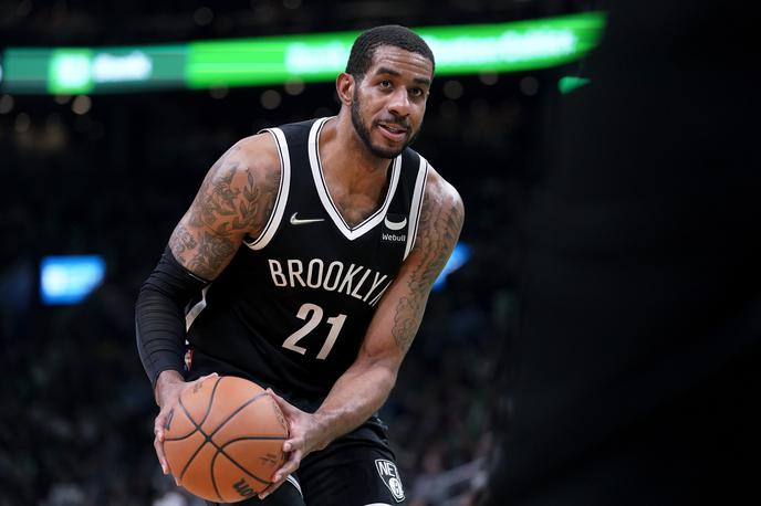 LaMarcus Aldridge | LaMarcus Aldridge odhaja v pokoj. | Foto Guliverimage