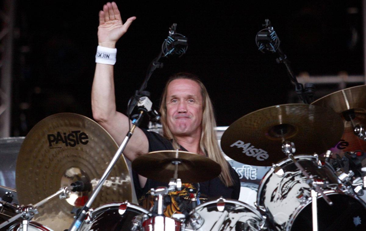 Nicko McBrain | McBrain se je na vaje za prihajajočo turnejo vrnil po desetih tednih intenzivne terapije. | Foto Guliverimage