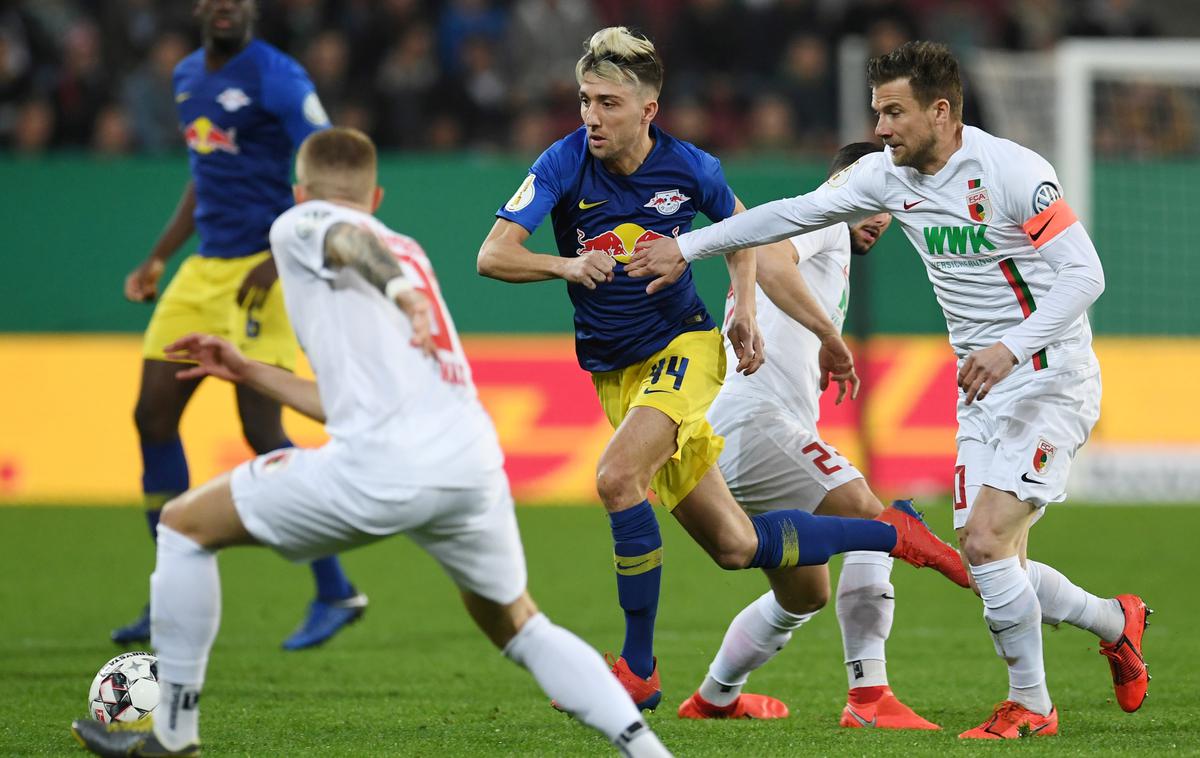 Kevin Kampl RB Lepizig - Augsburg | Rdeči biki so v podaljšku izločili Augsburg in napredovali v polfinale. | Foto Reuters