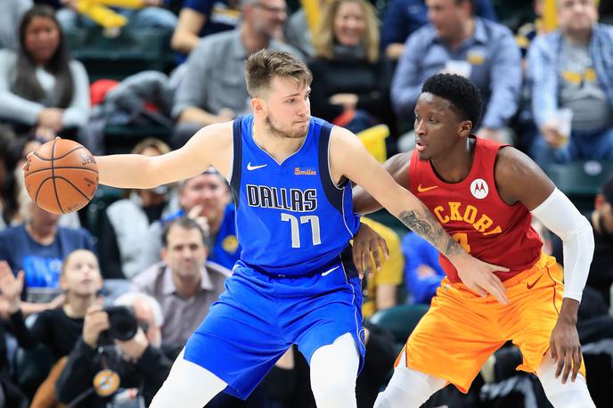 Luka Dončić Victor Oladipo | Victor Oladipo se je prilepil na Luko Dončića. | Foto Getty Images